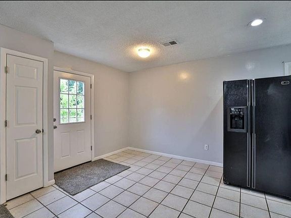 5th image of 3431 Redskin Dr