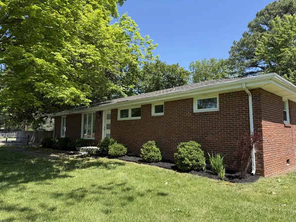 201 Brandywine Dr, Clarksville, TN 37042
