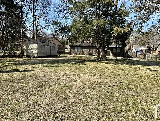 1107 Club View Dr NW — Photo 5