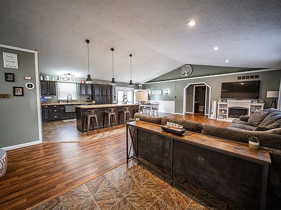 4th image of 1152 Orr Rd