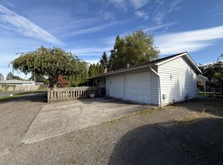 2705 SE Oak Grove Blvd, Milwaukie, OR 97267