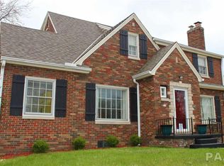 304 N Kickapoo Ter, Peoria, IL 61604