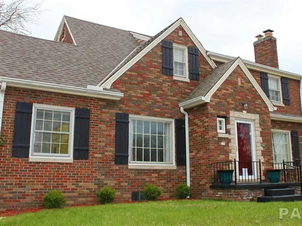 304 N Kickapoo Ter, Peoria, IL 61604