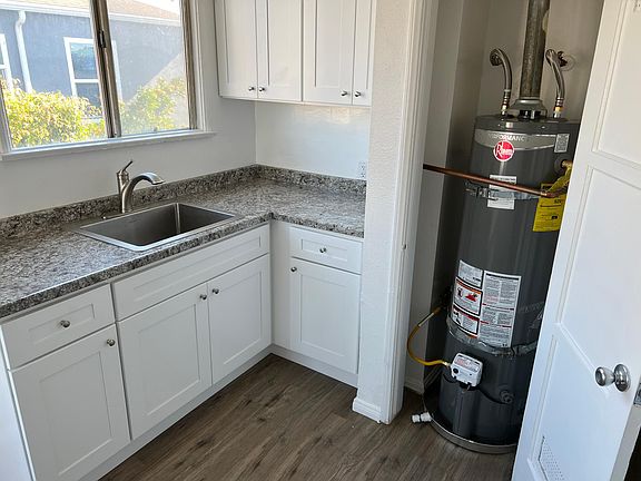 5th image of 3504 Cimarron St