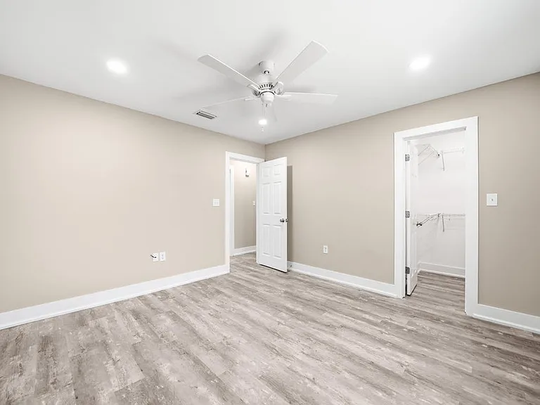 942 Rue De Palms Dr — Photo 22