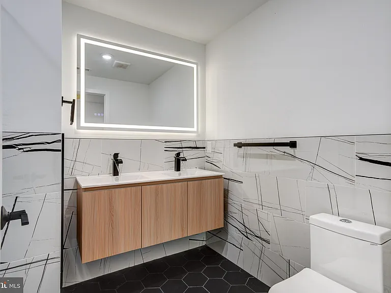 2329 Ellsworth St #1 — Photo 17