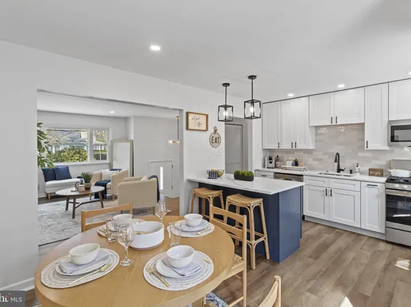 132 Cedarcroft Ave, Audubon, NJ 08106