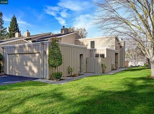 300 Sycamore Hill Ct, Danville, CA 94526