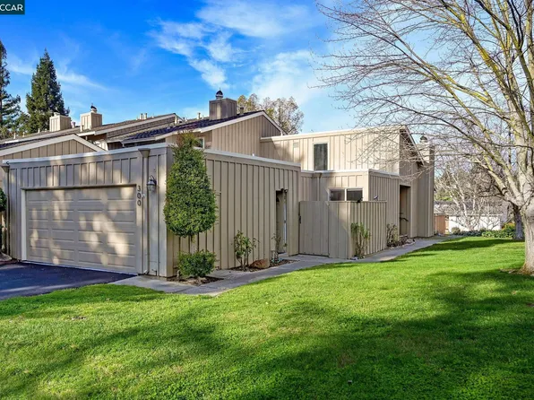 300 Sycamore Hill Ct, Danville, CA 94526