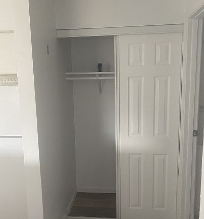 3rd image of 1440 Meadowview Dr #11343848