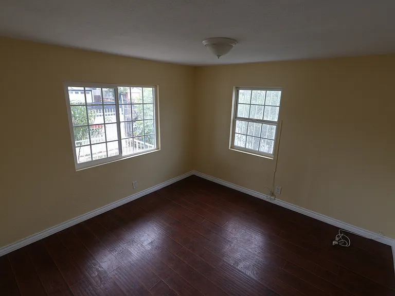 10727 Gorman Ave #10727 — Photo 16