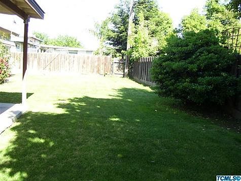 AAHHH . green grass you don't have to mow. Automatic sprink