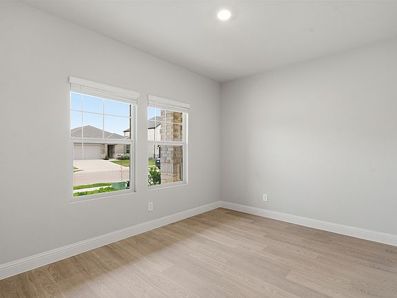 5th image of 2210 Zephyr Dr