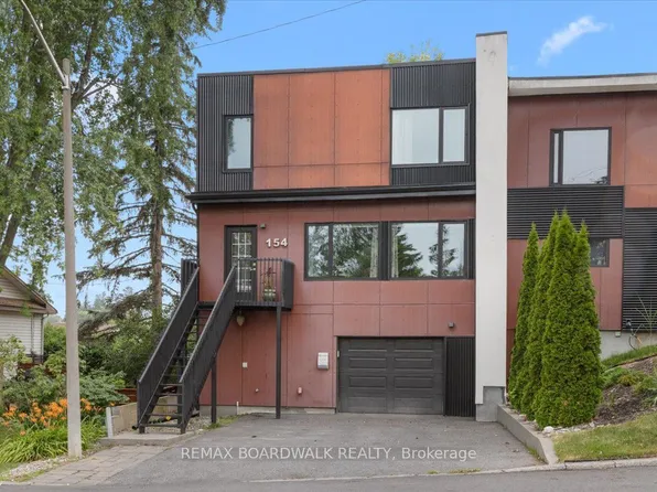 154 Duford St, Ottawa, ON K1L 6Z7