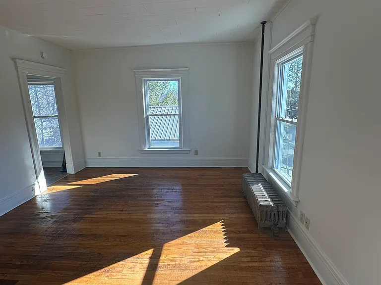 175 Mansfield Ave — Photo 10