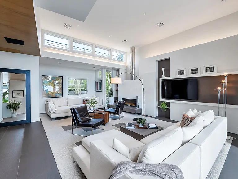 54 Bay View Dr E — Photo 12