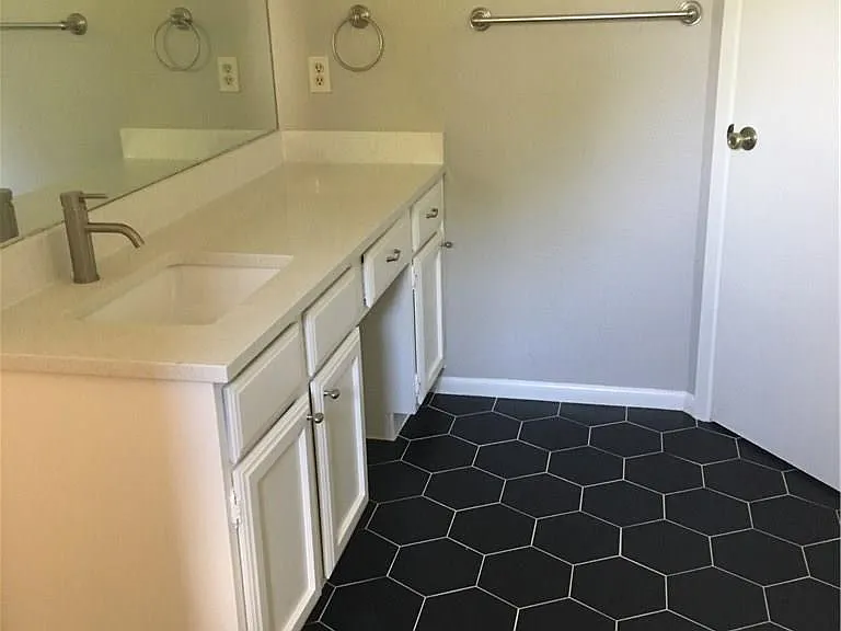 4908 Cana Cv #B — Photo 11