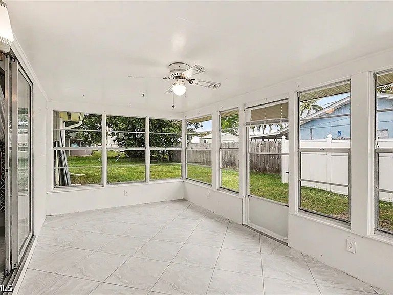 5403 Baylor Ln — Photo 14