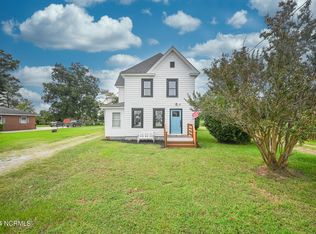 1712 River Rd, Elizabeth City, NC 27909