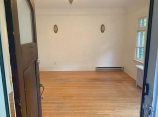 835 34th Ave, Seattle, WA 98122