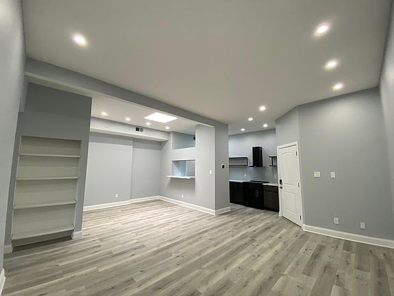 5th image of 2245 S Grand Blvd #B