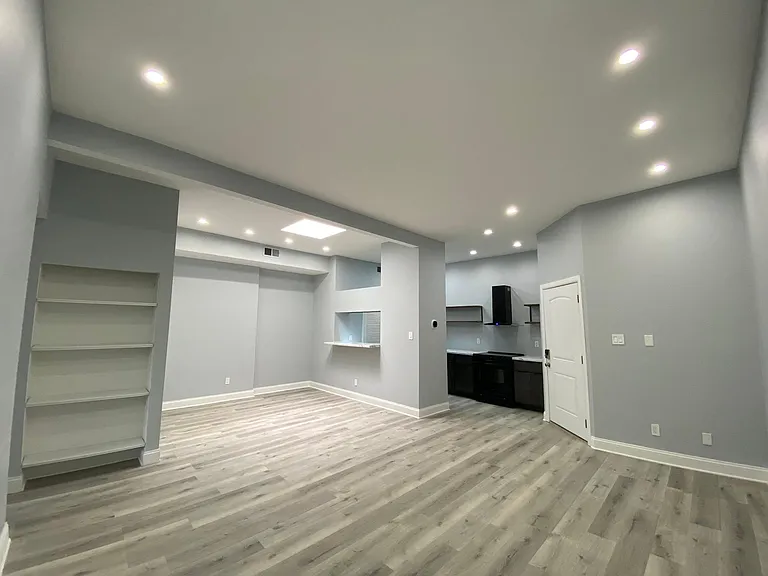 2245 S Grand Blvd #B — Photo 3