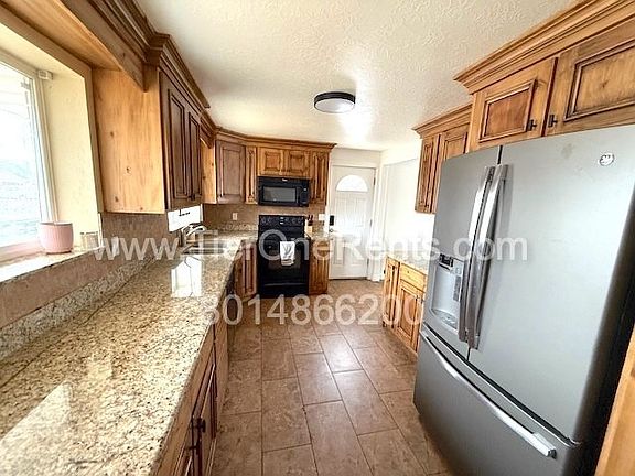 5th image of 1470 S 240th St E