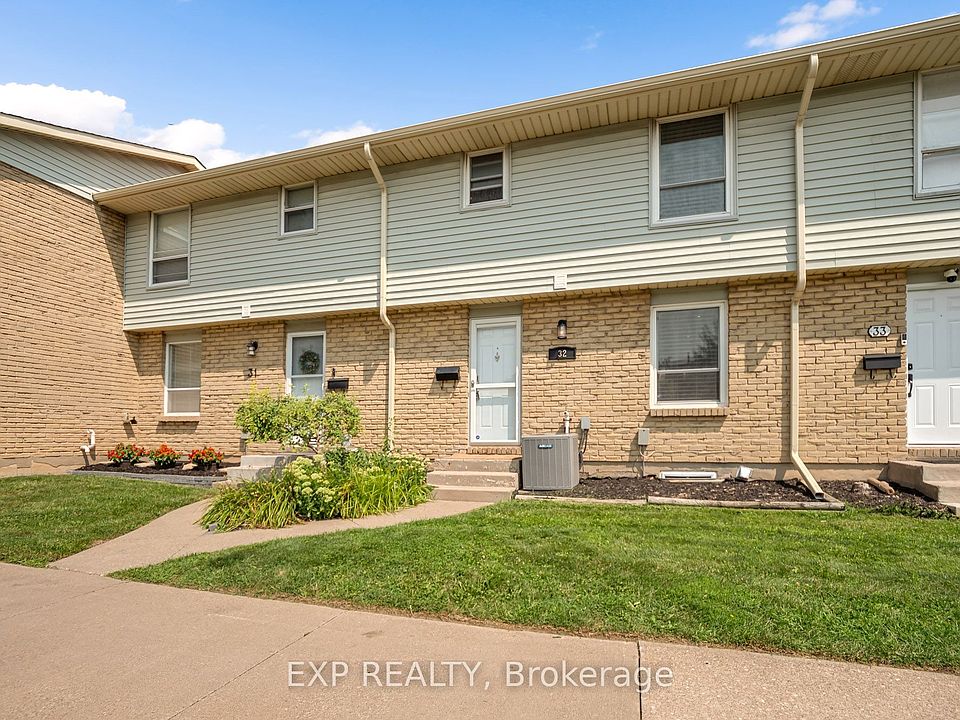 1st image of 242 Lakeport Rd #32