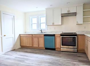 2 Holmes St, Nashua, NH 03060