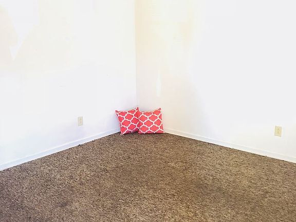 3rd image of 803 E Davidson Ave APT 8