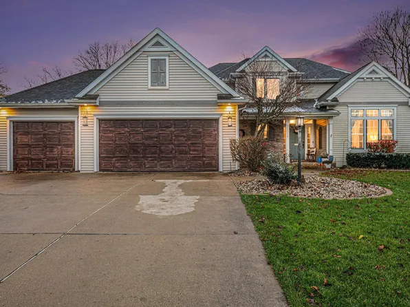 22374 Spicewood Dr, Goshen, IN 46528