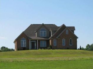 221 Clubhouse Dr, Monticello, KY 42633