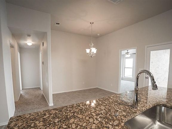 3rd image of 1516 Brand Ln