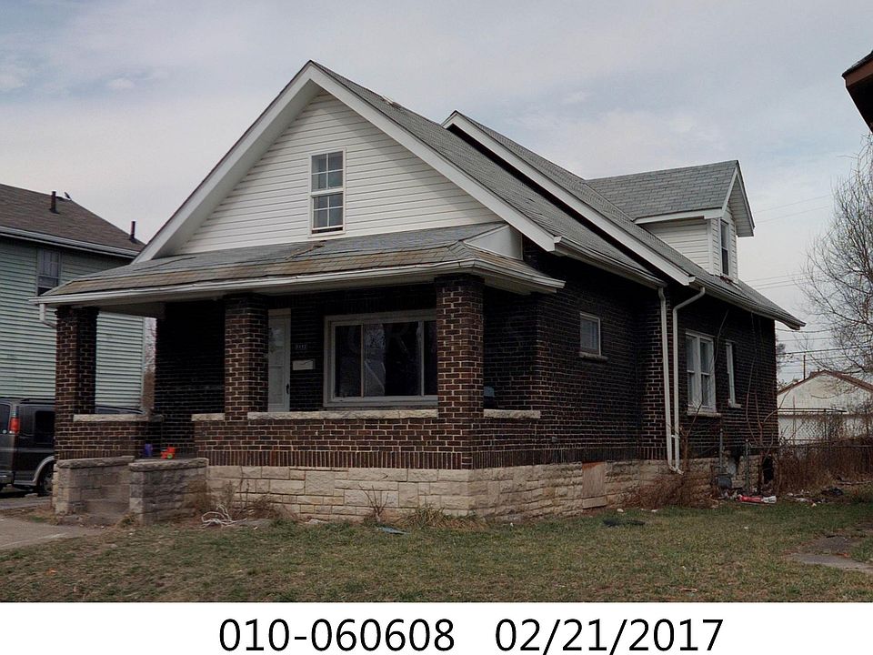 2nd image of 1352 E 19th Ave