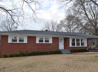 114 Continental Dr, Spartanburg, SC 29302