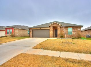 4408 Moonlight Rd, Mustang, OK 73064