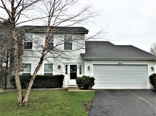 2415 Sisters Ct, Naperville, IL 60564