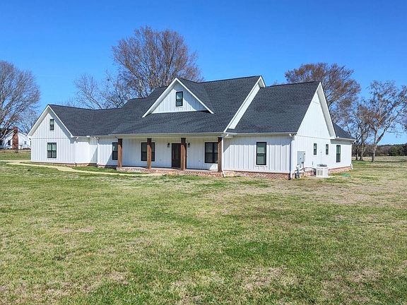 2nd image of 411 County Road 59