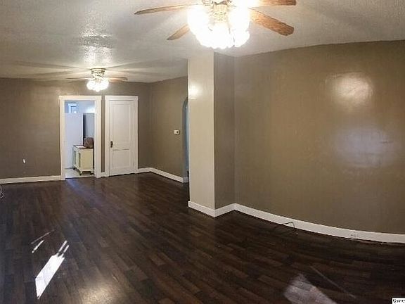 Home for Sale in Quincy, IL $72,900