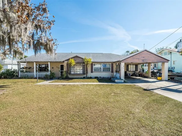 708 N Saint Clair Abrams Ave, Tavares, FL 32778