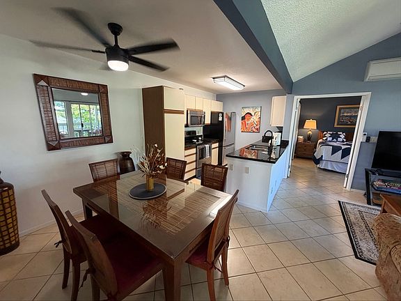 3rd image of 68-3890 Lua Kula St APT 1106