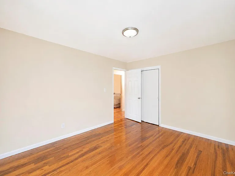 5 Tyler Ave — Photo 15