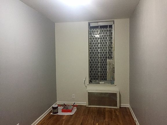 5th image of 2363 7th Ave APT 1B