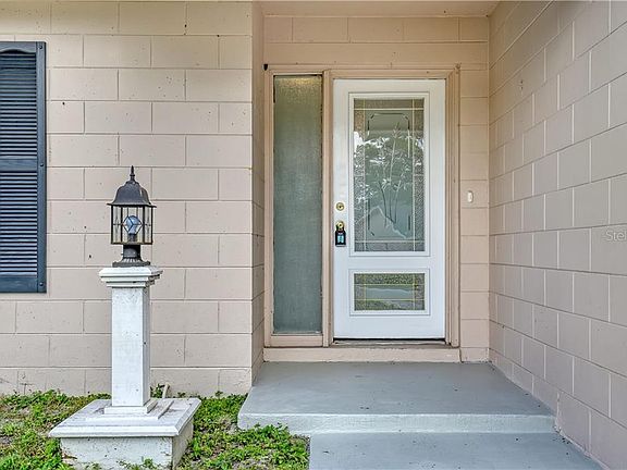 3rd image of 3563 Nicklaus Dr