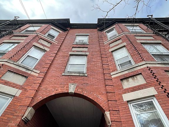 5th image of 69 N Washington St APT 19