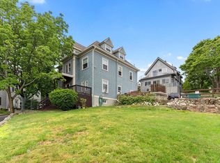 19 Summit Ave, Lynn, MA 01902