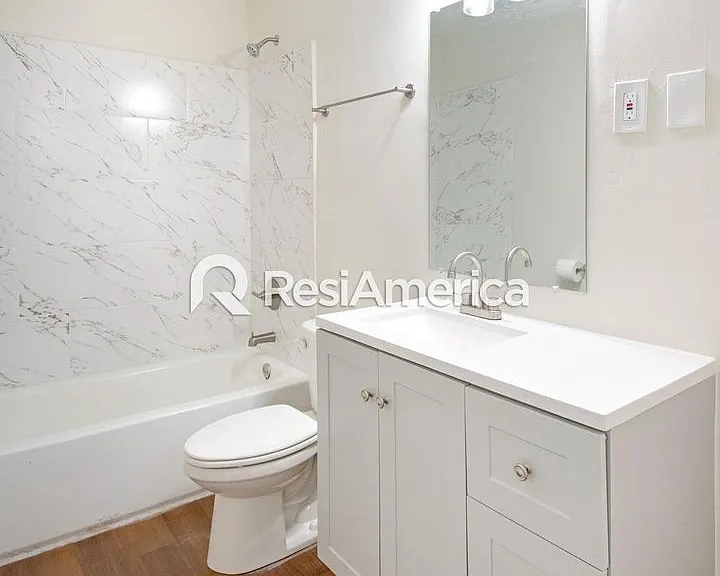 940 Dillworth St — Photo 12
