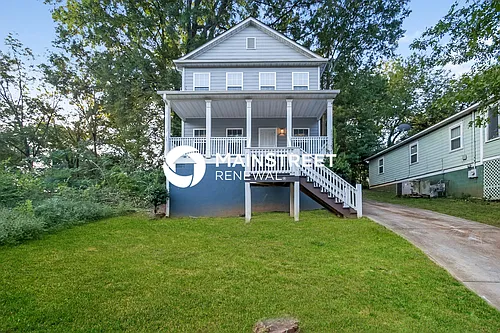 117 Brown Ave SE Photo 1