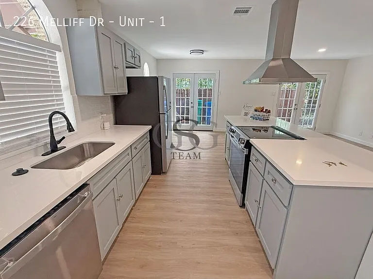 226 Melliff Dr #1 — Photo 11