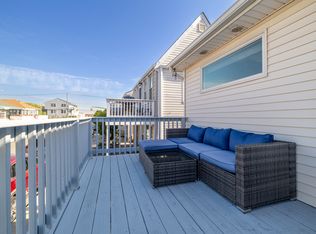 94 Ohio Ave, Long Beach, NY 11561